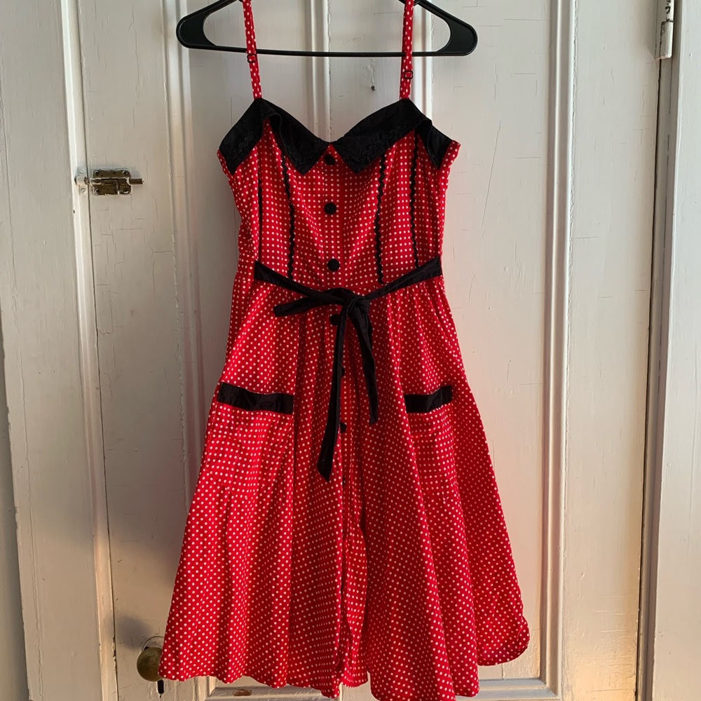 Retro 50’s style red dress
